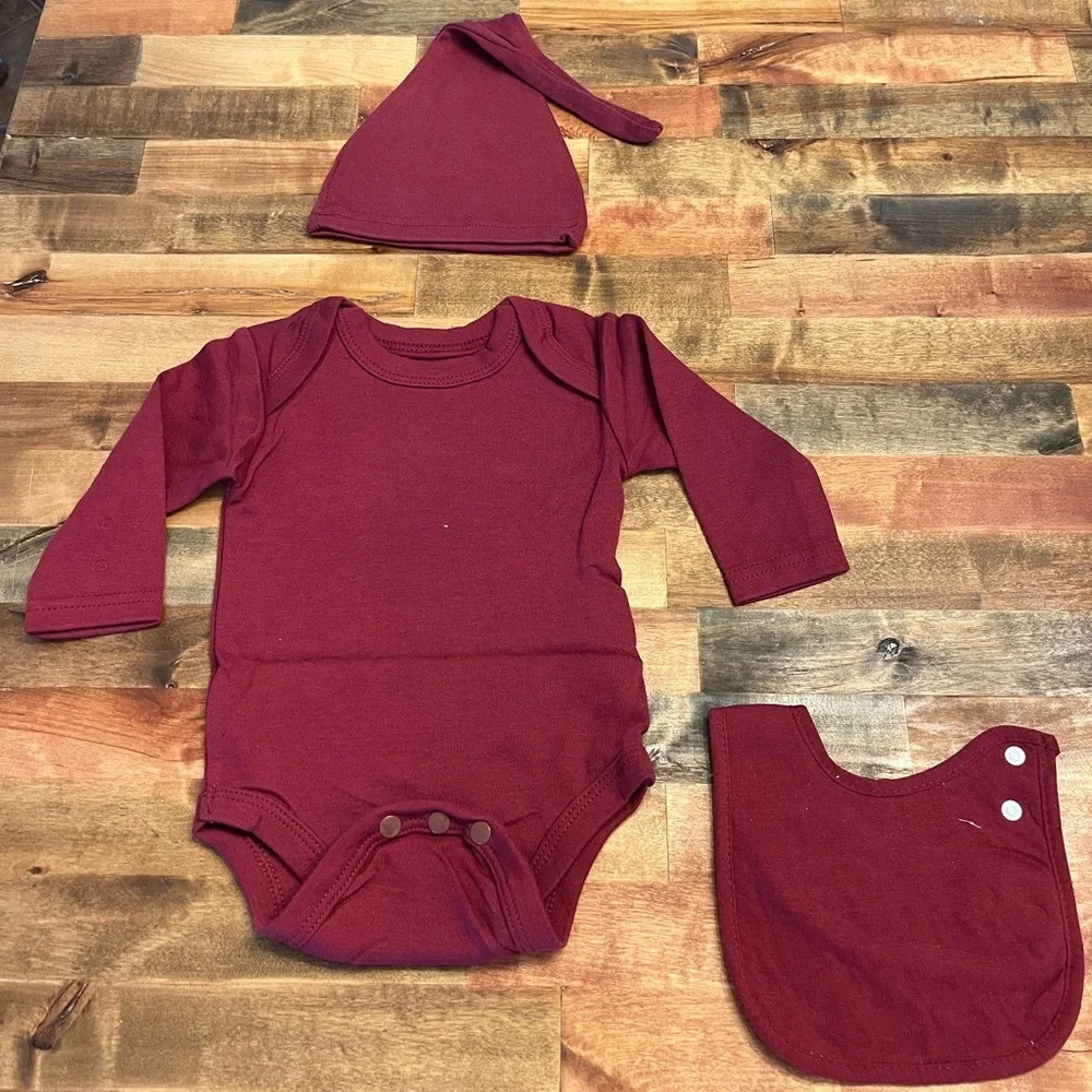 NWT Newborn gift set. Long sleeve onesie, hat, and bib. Baby shower gift.